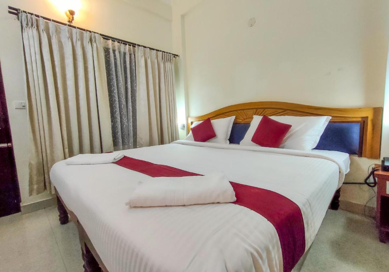 Ayurlaya Beach Retreat 可瓦兰 外观 照片